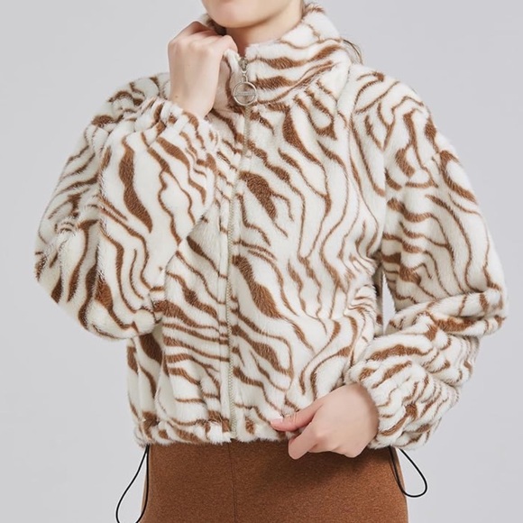 bershka animal print cropped jacket